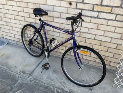 Giant boulder 550 mountain hot sale bike