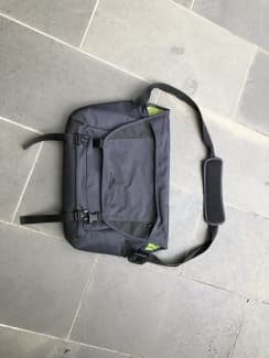 Kathmandu discount messenger bag