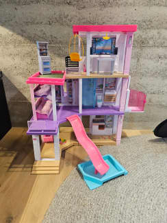 Barbie best sale dreamhouse gumtree