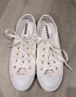 converse size 9 womens