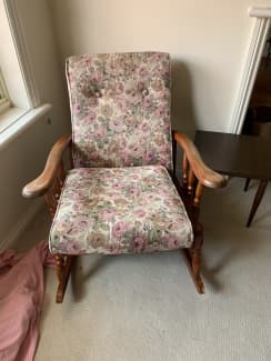 Gumtree rocking online chair