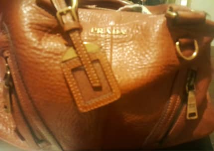 Gumtree hotsell prada bag