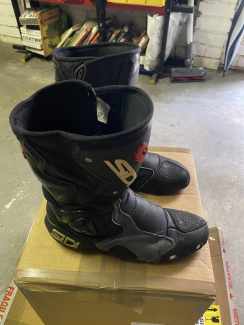 second hand motorcycle boots