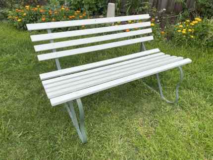 Gumtree garden bench seat sale