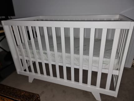 Cot gumtree hot sale