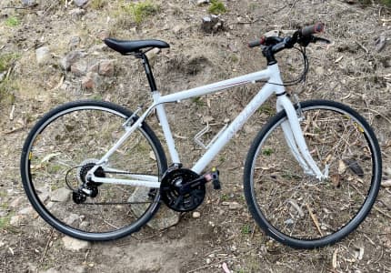 Apollo flat sales bar road bike