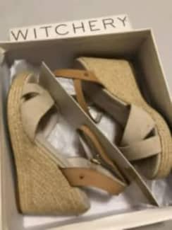 Witchery wedges hot sale