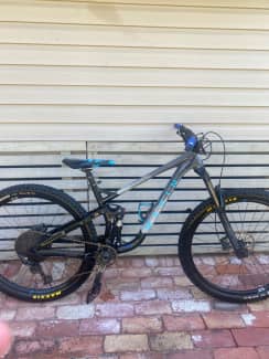 Dual suspension mountain bike gumtree hot sale