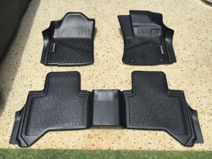 Bedrock floor mats hilux online