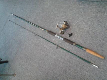 fishing gear vintage javis walker rod 10ft and daiwa 7850HRLa reel