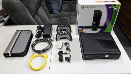 Xbox 360 Slim Unboxing 