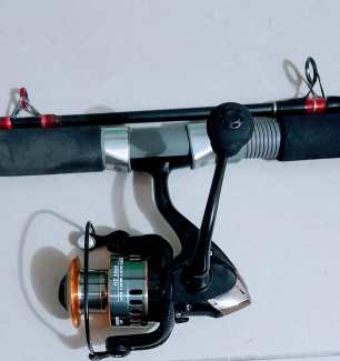 8ft 2pieces SHIMANO LIMITED EDITION rod and Brand new Reel