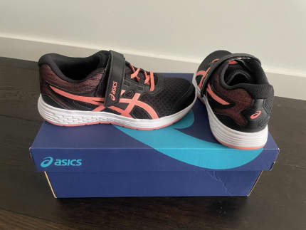 Boys asics size on sale 1