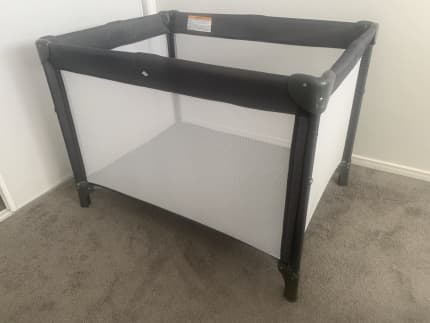 Gumtree clearance travel cot