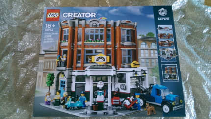 Lego 10264 creator discount expert corner garage stores