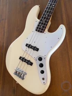 fender jazz bass gumtree