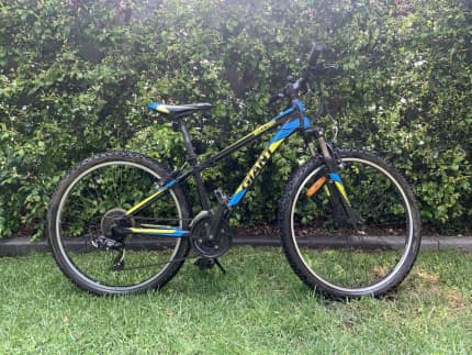 Vtt giant aluxx 6000 hot sale