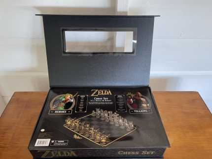 The Legend fashion of Zelda Chess Set Game GameStop exclusive