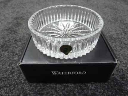 WATERFORD CRYSTAL HERITAGE WINE BOTTLE COASTER Collectables