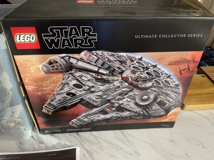 LEGO Star Wars Set 75192 UCS Millennium Falcon