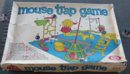 IDEAL MOUSE TRAP BOARD GAME 1964 ORIGINAL AND COMPLETE