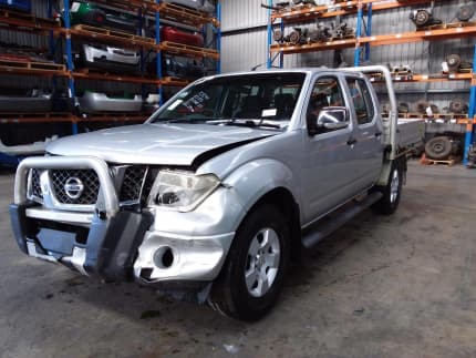 2008 nissan navara wrecking