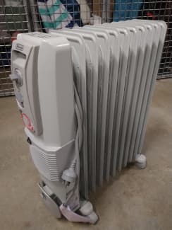 DeLonghi heater almost new with timer and fan. 2400W Air