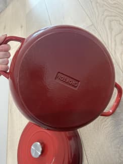 Crofton Cast Iron Dutch Oven, Pots & Pans, Gumtree Australia Glen Eira  Area - Bentleigh