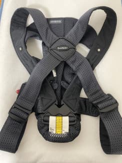 Gumtree baby hot sale bjorn carrier