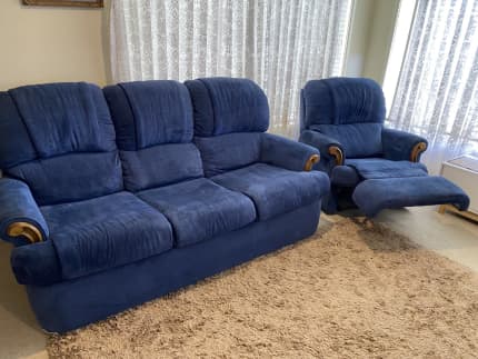 3 Seater Lounge Couch Sofa and Recliner paid 2399 VGC Harvey