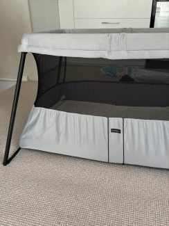 Baby bjorn travel cot gumtree best sale