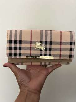 Burberry wallet gumtree best sale