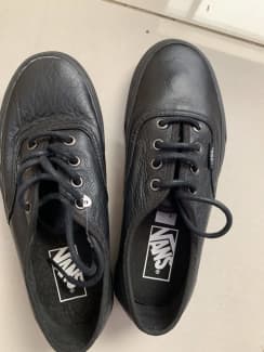 Black hotsell vans gumtree