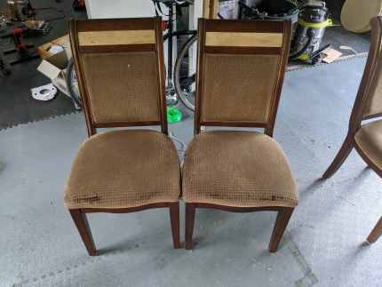 free dining chairs gumtree