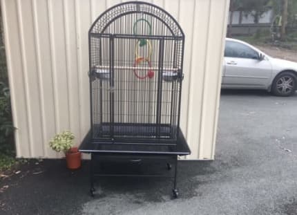 BRAND NEW Parrot Cages from 365 in 3 sizes Eftpos available