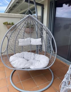 Hanging Egg Swing Chair Lounging Relaxing Furniture Gumtree