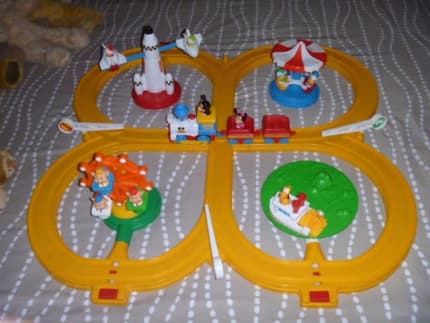 Vintage mickey mouse disneyland clearance disney train set 80's