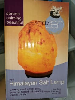 simple zen salt lamp