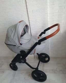 Futuro pram outlet