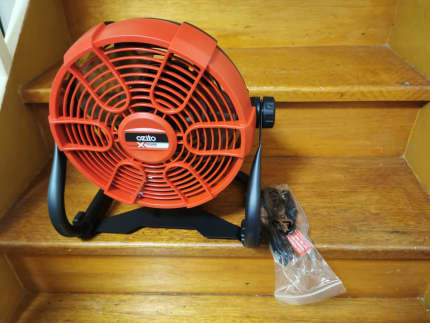 Ozito cordless online fan