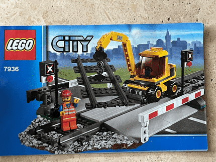 LEGO City - Trains Level Crossing (7936)