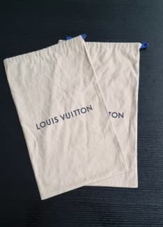 Louis vuitton discount shoe dust bag