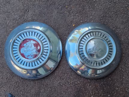 Fj on sale holden hubcaps