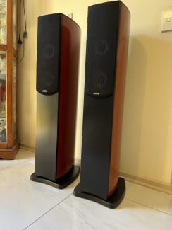 Floor standing best sale speakers gumtree