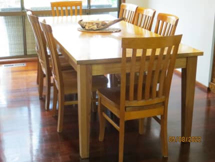 42 round dining table set