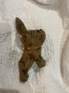 Lv dog hot sale keychain price