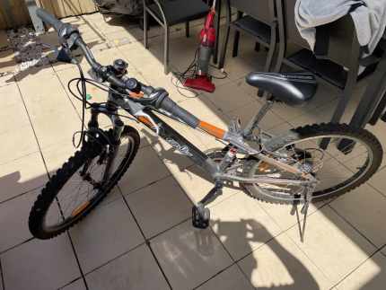 Malvern star 24 inch bike best sale