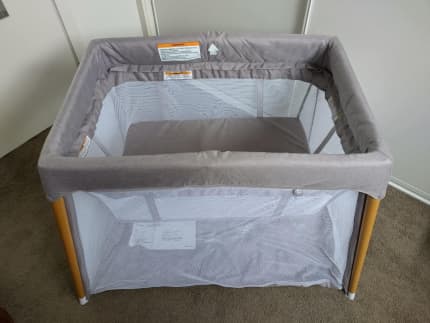 Saturn travel hot sale cot