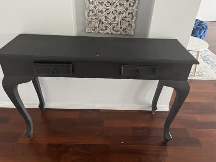 Gumtree hall clearance table