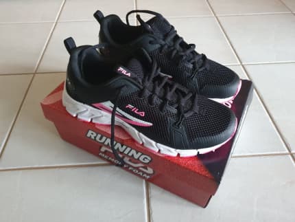 Fila Bester Trainer Running Shoe - : Amazon.de: Fashion